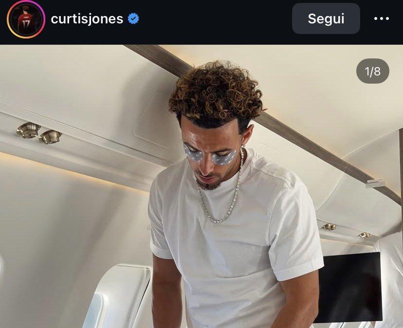 Thuram apprezza le foto di Jones. Like tattico del francese?