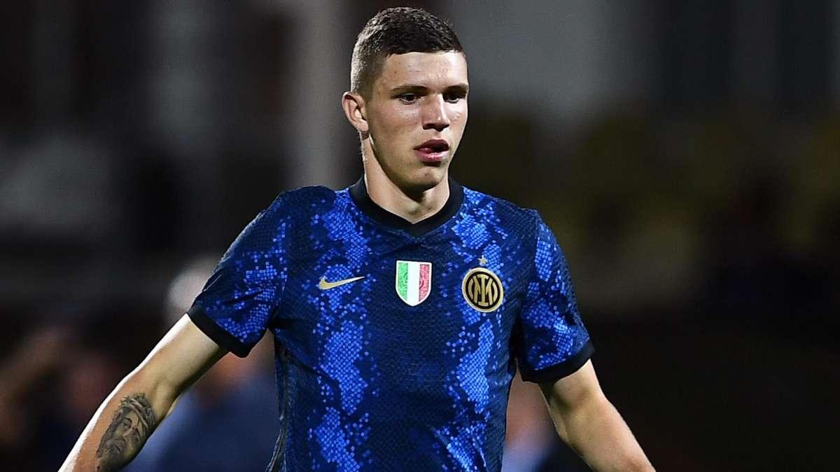 Inter-Cagliari, tutto fatto per il prestito di Franco Carboni: visite mediche in programma domani 