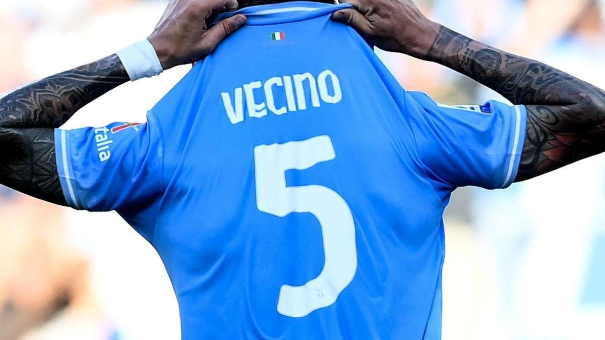 La decide Vecino: la Lazio batte 3-2 l'Atalanta. Frosinone ok contro l'Hellas Verona