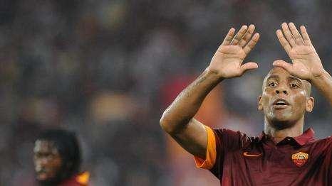 Maicon: "Champions, piedi per terra. Juve? È dura"
