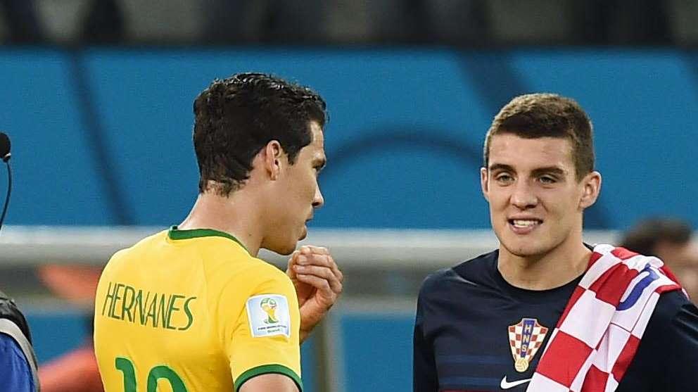 Kovacic attacca: "Uno scandalo, rigore inesistente e Neymar da rosso". Risponde Hernanes: "Non esiste alcun complotto"