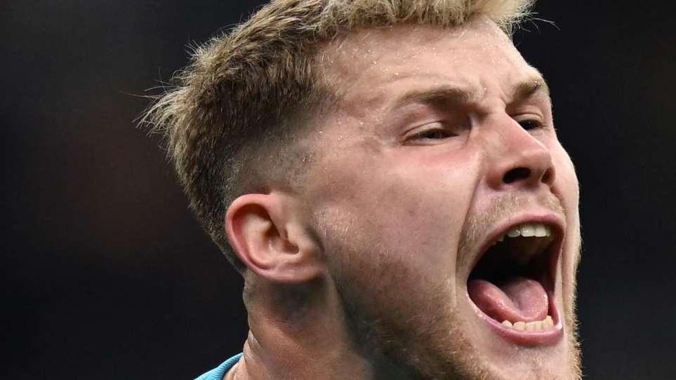 TS - Martinez, si tratta col Genoa: l'Inter mette due contropartite sul tavolo. E si parla anche di un altro nome