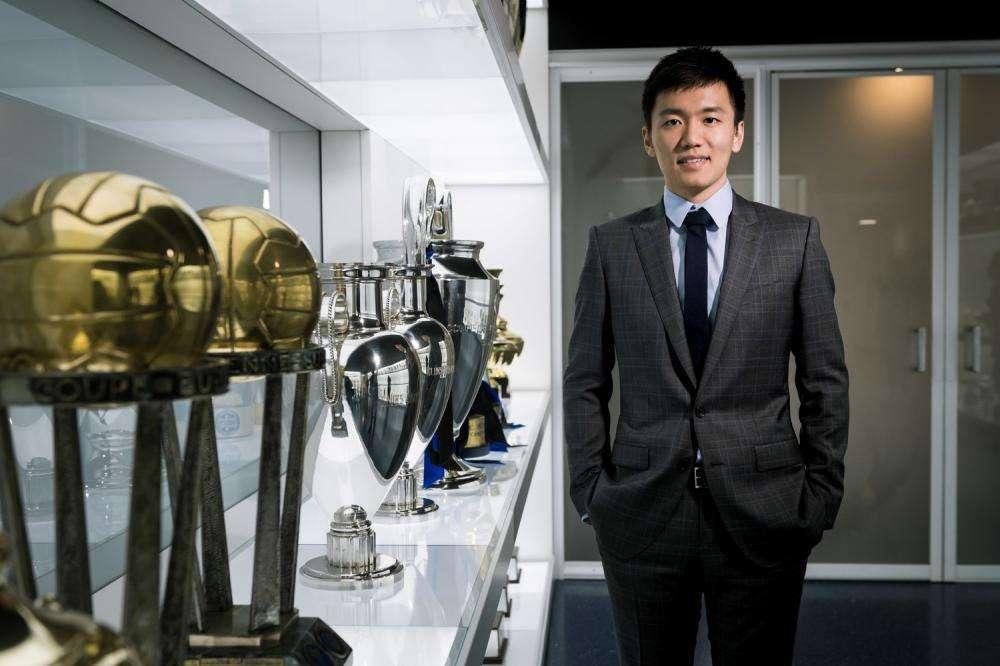 Lukaku, il Mirror annuncia Steven Zhang a Londra per parlare con Pastorello. L'Inter smentisce il blitz