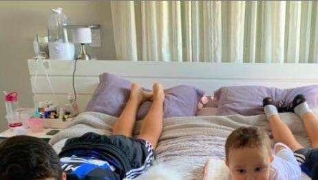 Miranda non dimentica l'Inter: dedica social ai figli... in maglia nerazzurra 