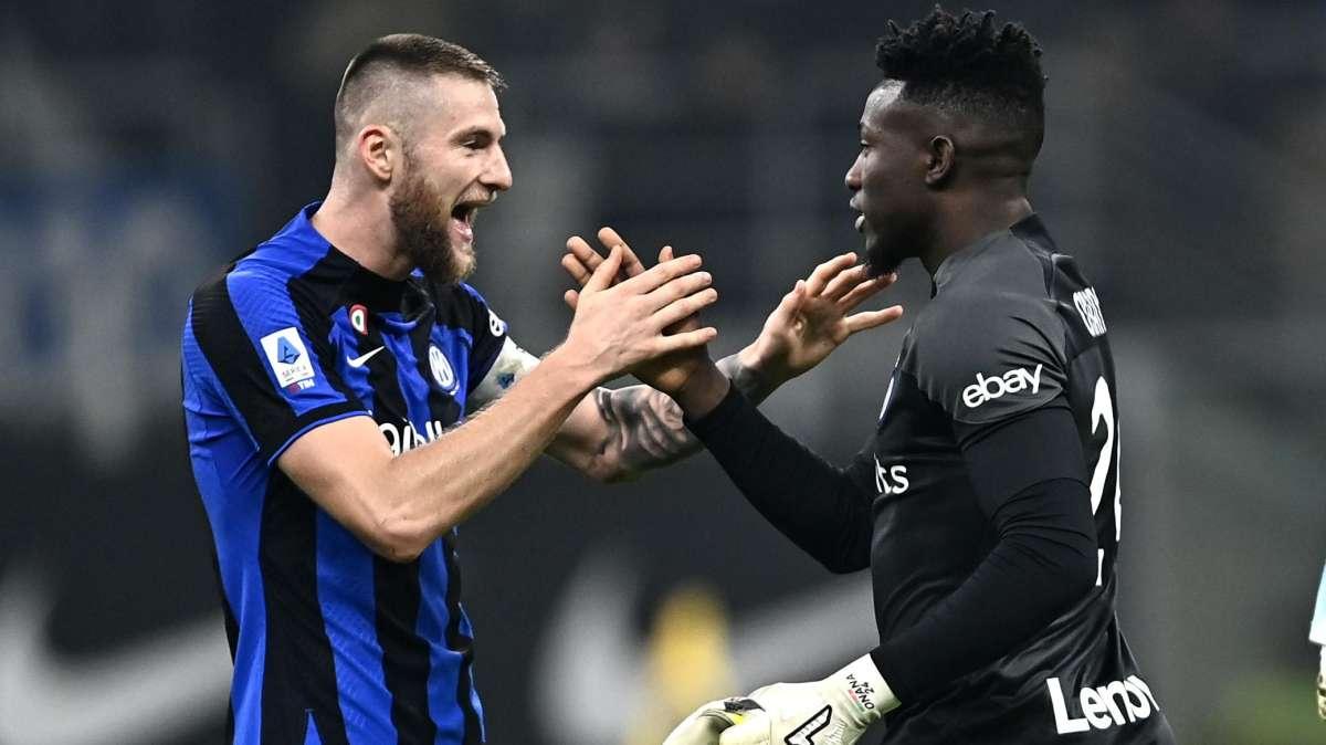 Sky - Buone notizie per l'Inter: Skriniar in gruppo, proverà ad esserci con il Porto. Tutta la dirigenza ad Appiano 