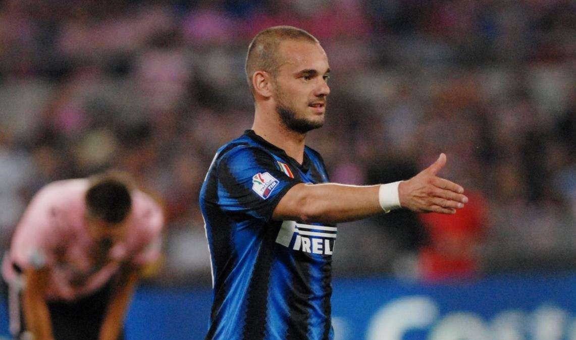 Voci poco rassicuranti sul futuro di Sneijder