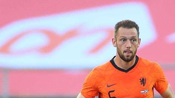 De Cler: "De Vrij uno dei leader dei Paesi Bassi, merita la fascia di capitano"