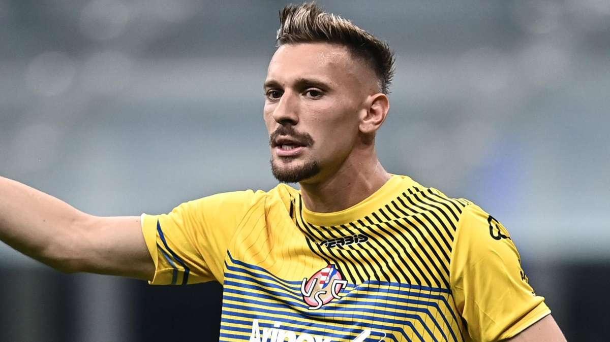 Primo punto per la Cremonese, Sassuolo fermato sullo 0-0. Gol annullati a Dessers e Pinamonti