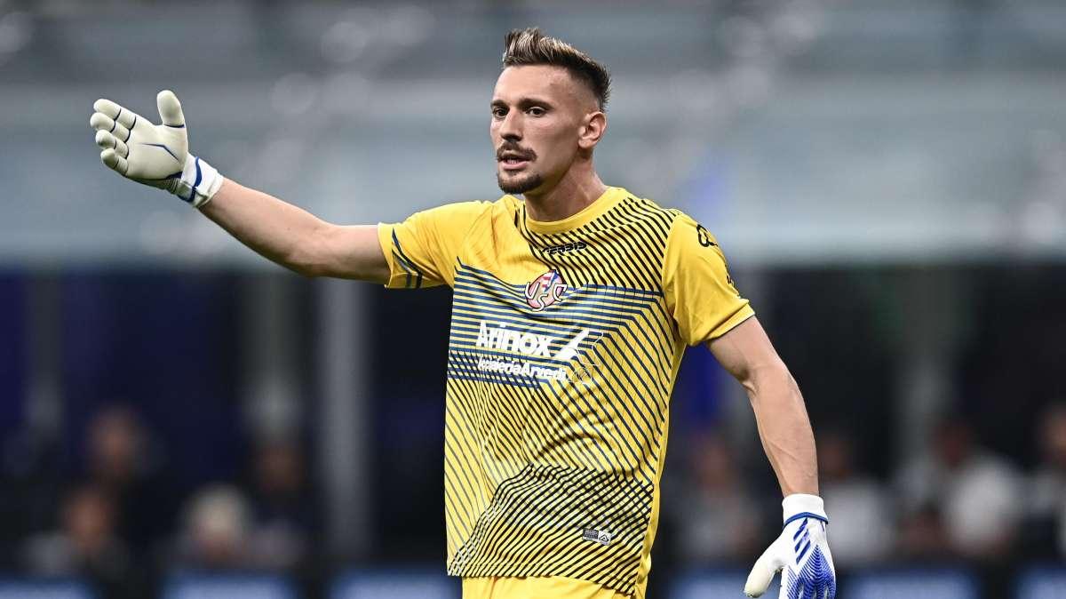 Cremonese, si ferma Radu. Alvini: "Problema non facile da risolvere, domani gioca Carnesecchi"
