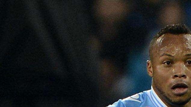 Zuniga, offerta dell'Inter. E i tifosi ora lo fischiano