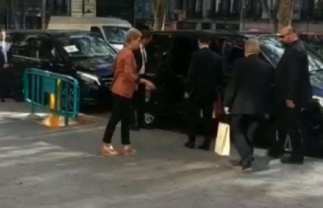 VIDEO - I dirigenti del Barcellona lasciano il pranzo con l'Inter