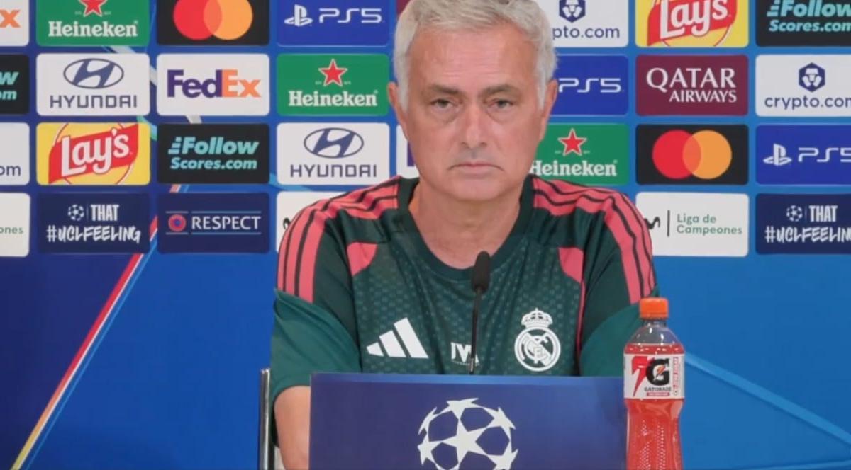 Mourinho in conferenza: "Con Chivu niente da chiarire. Inter qui per fare punti"