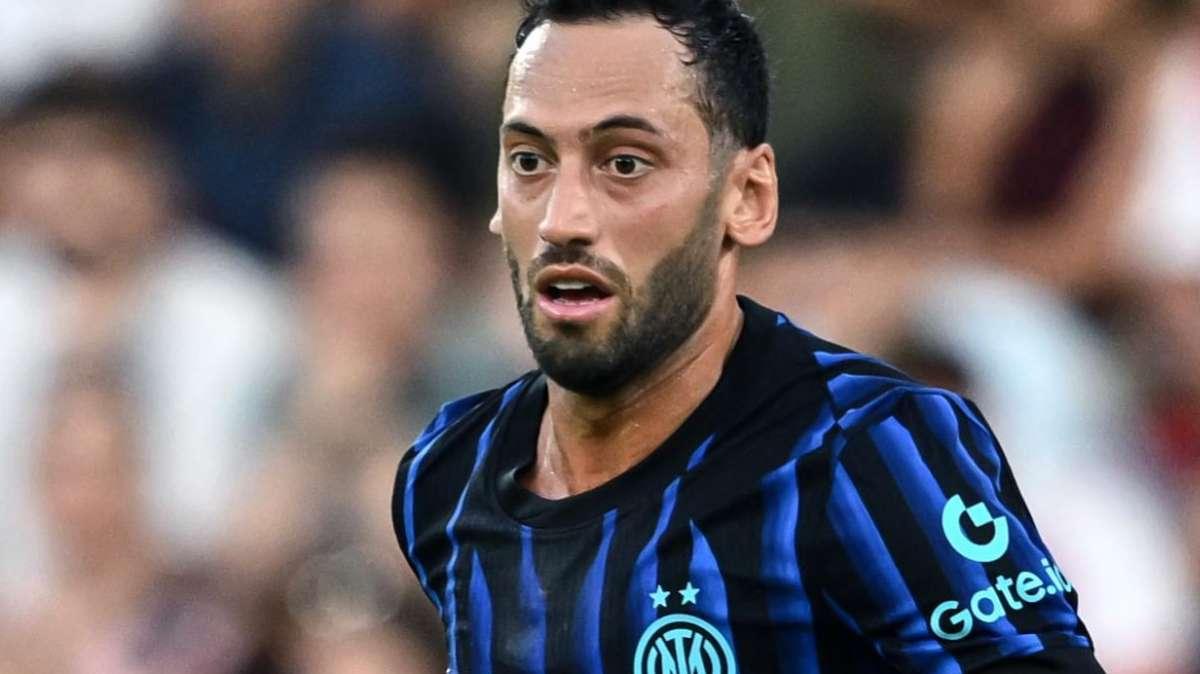 GS - Calhanoglu via dall'Inter solo per cifre clamorose. Con Chivu si prepara un 'aggiornamento'