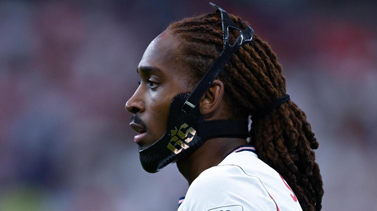 Tottenham, De Zerbi su Spence: "Se vuole può e deve andare via"