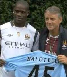 Mancini scommette: "Balotelli meglio di Torres"