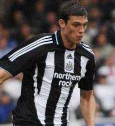 Andy Carroll, il prototipo della punta moderna