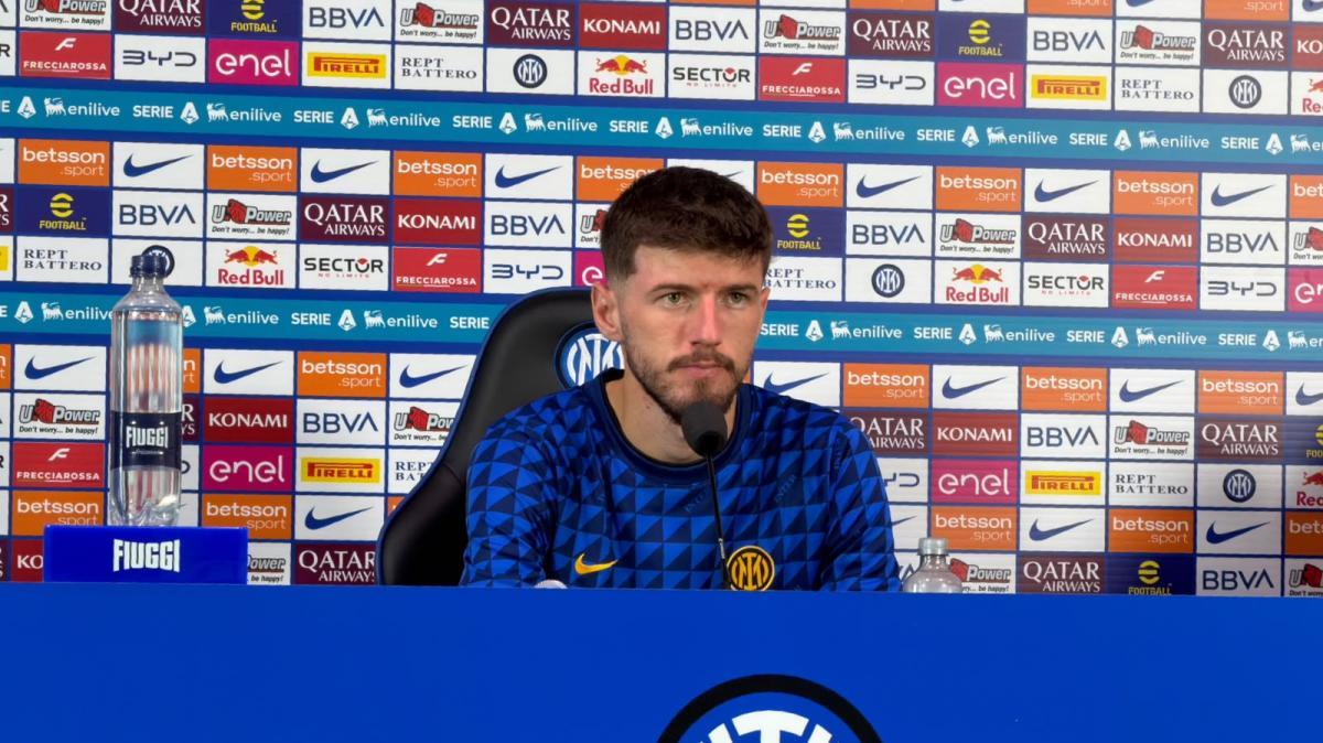 Sucic in conferenza: "Il ruolo ideale? Posso giocare anche terzino..."