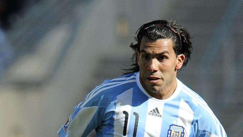 Ag. Tevez: "Carlos non si muove da Manchester"
