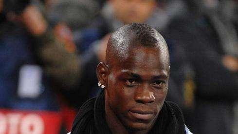 Balotelli resta fuori a Madrid. Colpa delle sigarette?