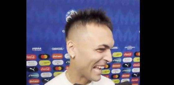 VIDEO - Martinez trascina l'Argentina, Lautaro scherza e sfida il Dibu: "Su 10 rigori calciati segno sempre"
