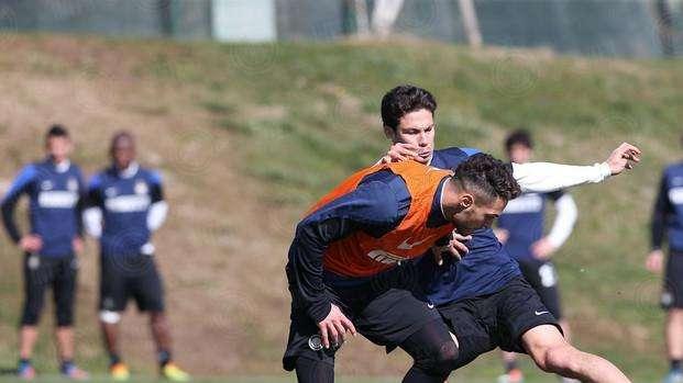 FOTO - Hernanes-D'Ambrosio: sfida fra new entry