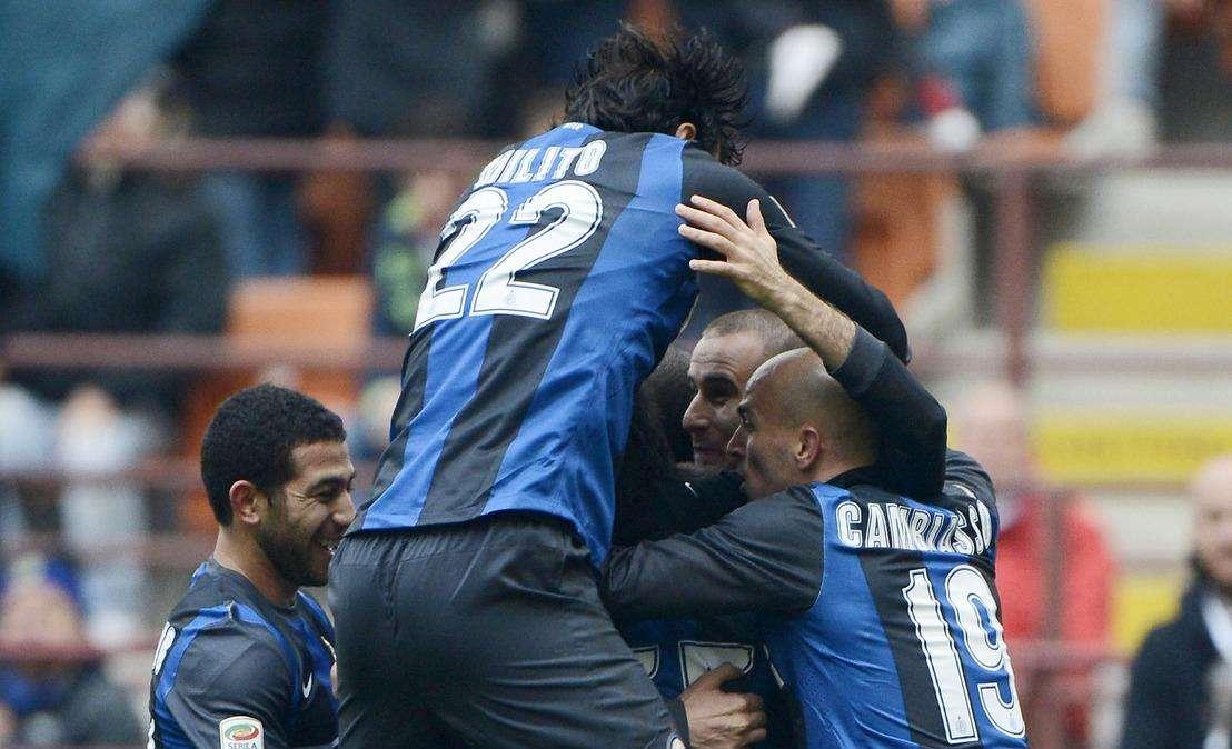 Sau frena l'Inter. A S. Siro è solo 2-2, ma il rigore negato pesa tanto