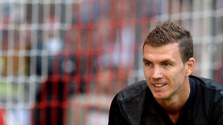 Daily Star - Inter su Dzeko, il City chiede 12 milioni