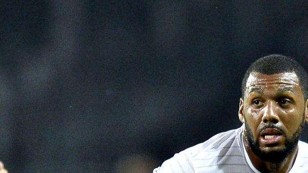 L'ex Inter M'Vila a cuore aperto: "Ho sofferto di depressione. Avevo tanti soldi, ma non mi servivano"