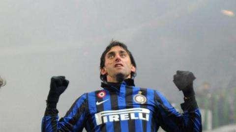 Milito, corsi e ricorsi: gol fotocopia ai rossoneri