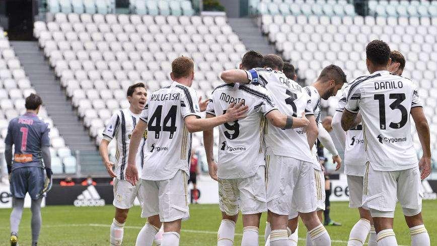 SERIE A - La Juventus cala il tris al Genoa. Vincono anche Napoli (2-0 alla Samp) e Lazio (1-0 al Verona)