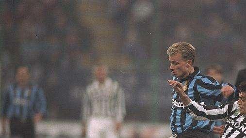 VIDEO - TANTI AUGURI A... - Dennis Bergkamp, l'olandese di Coppa