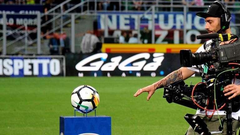 Rushton (Ceo Dazn):  "Ritrasmissione delle nostre partite su Sky? Trattiamo anche con Mediaset e Tim"
