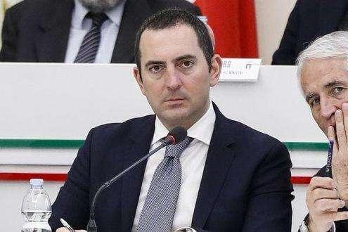 Spadafora annuncia: "Tamponi per i calciatori solo nelle 48 ore precedenti le partite" 