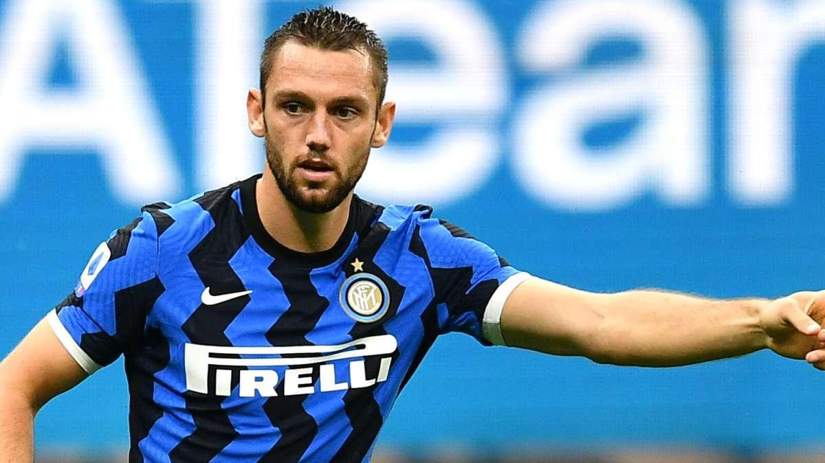 TS - Inter-Fiorentina, senza De Vrij è corsa a tre per sostituire l'olandese