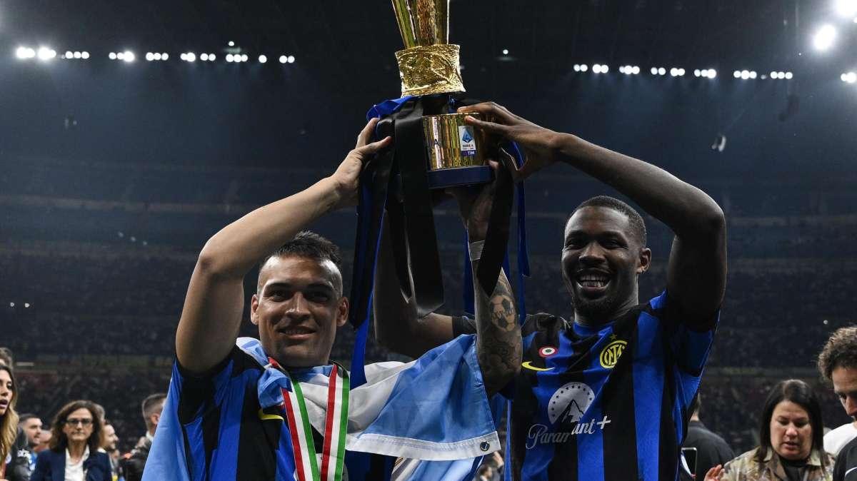 FOTO - Riecco Lautaro Martinez alla Pinetina: l'Inter ritrova la ThuLa