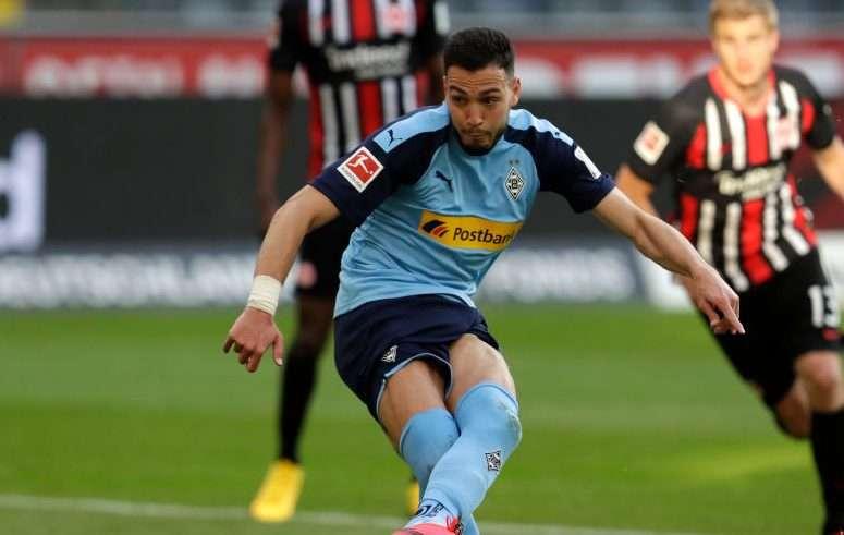 Sky - Inter-Bensebaini se il 'Gladbach apre al prestito. Vecino, no al Flamengo