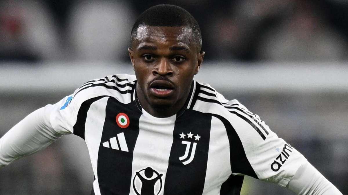 Juve, piove sul bagnato: infortunio per Kalulu, con ogni probabilità salterà la gara con l'Inter