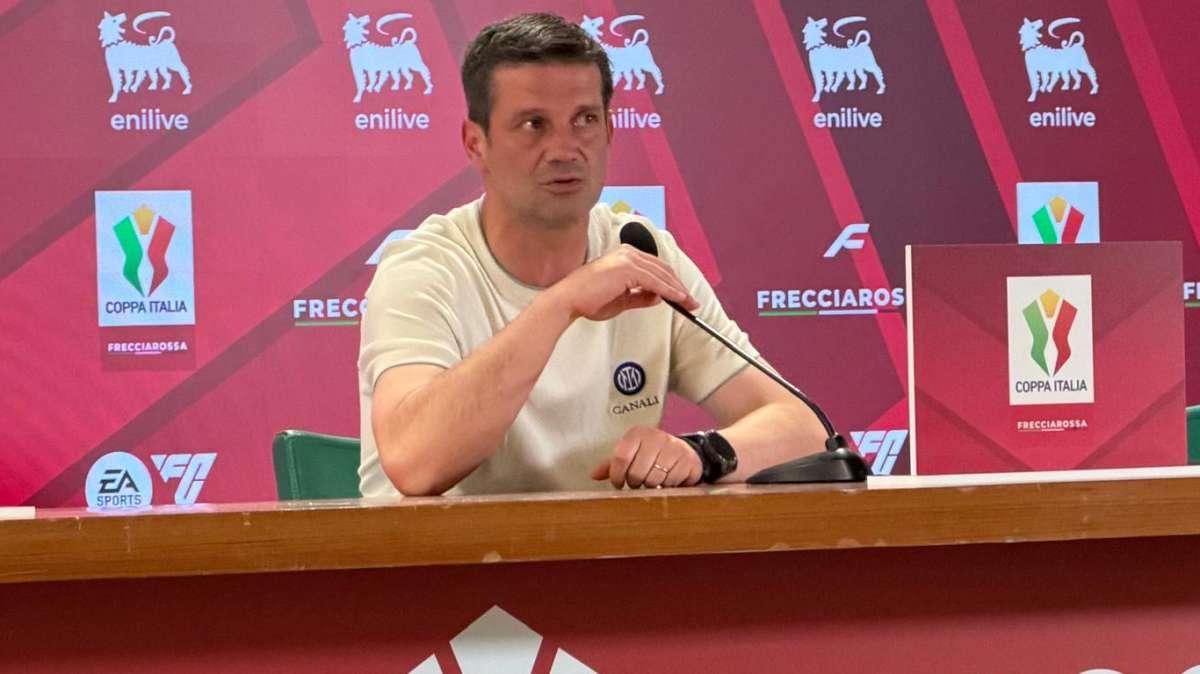 Chivu in conferenza: "È il sogno dell'Inter, non il mio. Dieci e lode a tutti"