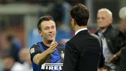 Cassano scaricato, Strama a rischio: l'anti-interismo dilaga così in rete