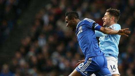 Obi Mikel contro Javi Garcia