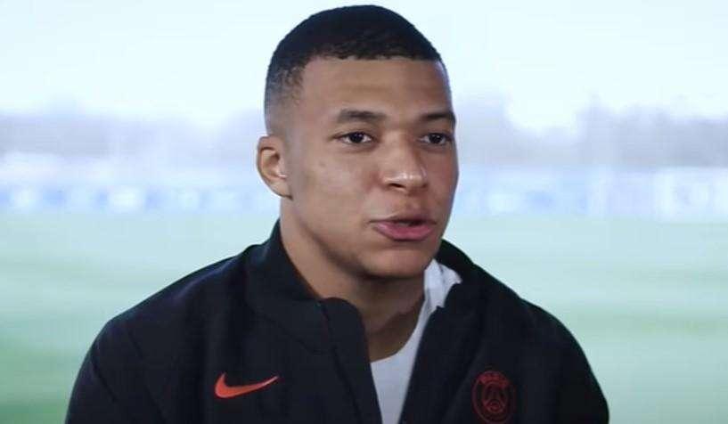 PSG, rientra il caso Mbappé: il giocatore è stato reintegrato e ora si parla di rinnovo