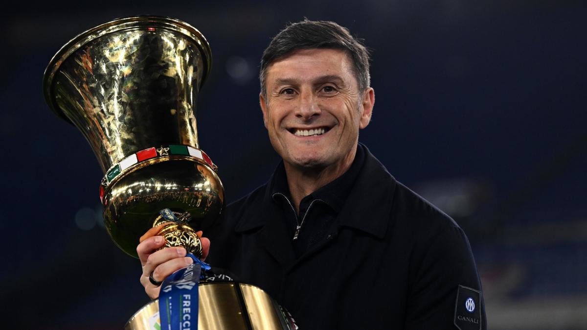 Nico Paz resta al Como, intanto il padre posa con Zanetti negli USA
