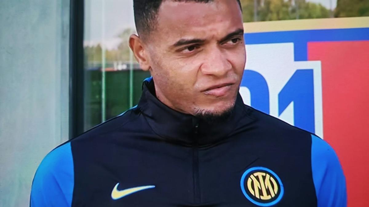 Akanji a Sky: "Brugge, servirà attenzione. Bello rivedere Sommer"