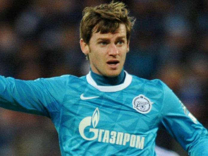 L'ag. di Lombaerts: "Nicolas all'Inter? Mi converrebbe"