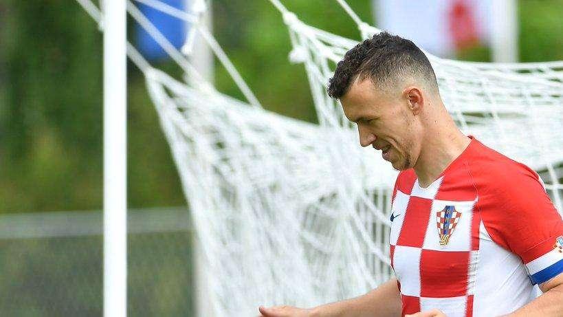 Perisic, gol dell'ex nel test amichevole contro l'NK Omis. La Croazia lo celebra su Twitter: "Eroe del giorno"