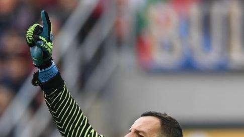Handanovic a Sky: "Ora continuità. De Boer? Qualcosa in campo oggi si è visto, ma non decido io"