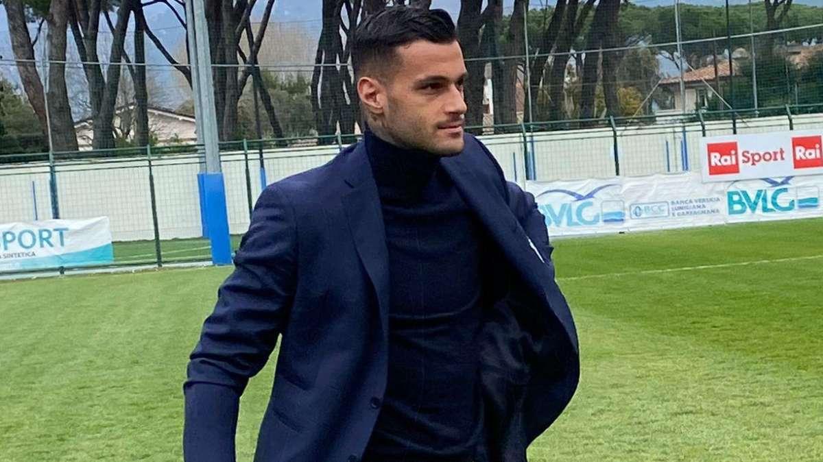 Scamacca: "La mia priorità è restare in Italia, vedremo cosa succederà. Io a Milano? Penso al Sassuolo"