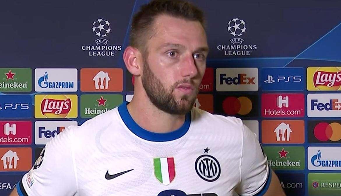 Vrielink a FcIN: "Così ho migliorato De Vrij. Lui impersona l'idea di Cruijff"