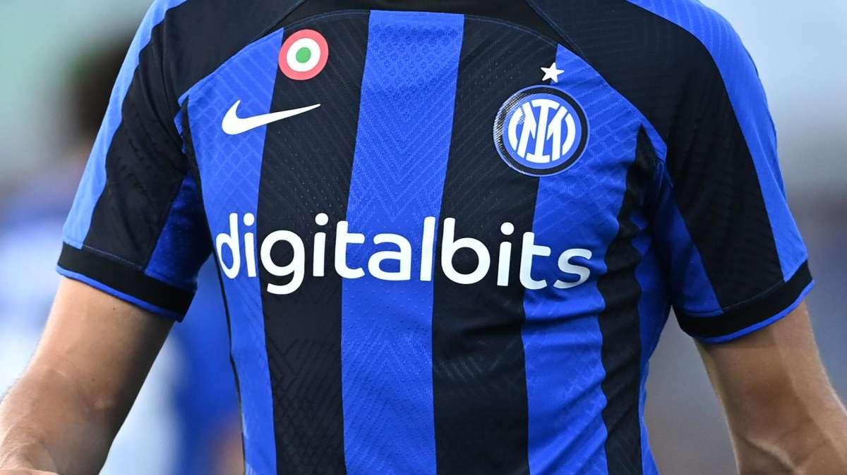 L'inflazione pesa: Nike pronta ad alzare il prezzo delle maglie dei suoi club, Inter compresa