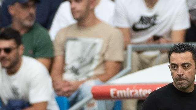Barcellona, Xavi rimugina ancora: "Qualificazione sfuggita anche per le decisioni arbitrali"